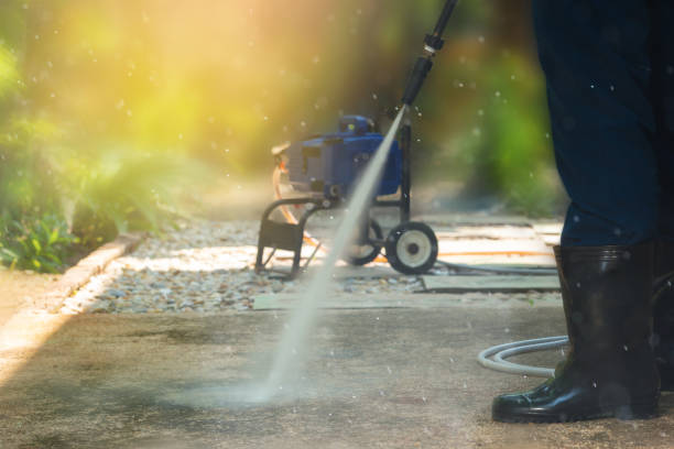Best Sidewalk and Walkway Cleaning  in Riverbank, CA